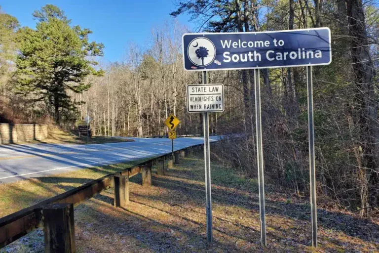 Best 11 Adventurous Things to Do in South Carolina in 2023 – Hiking, Rock Climbing, Zip Lining and Sky Diving